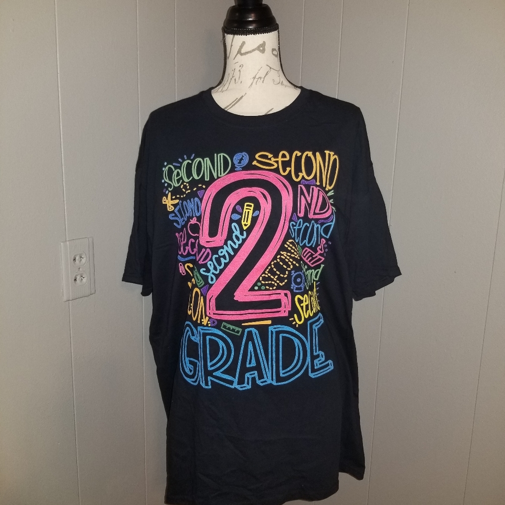 New Womens size XL black T-shirt